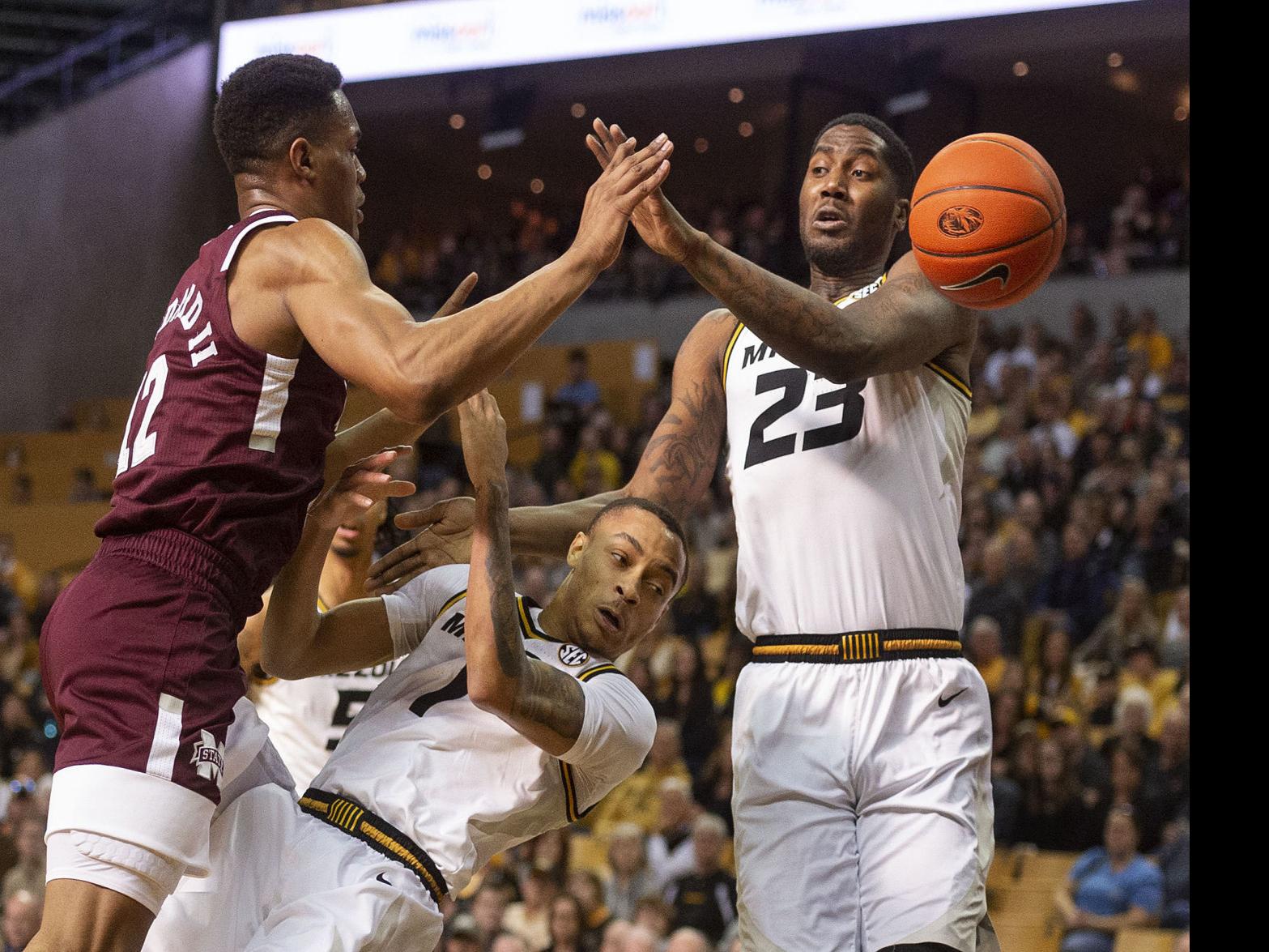 Mizzou S Dazzling Duo Not Enough Against Mississippi State