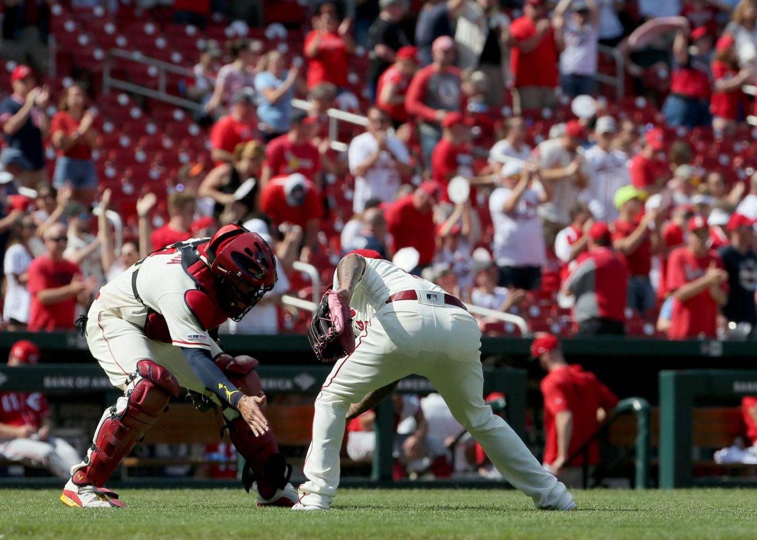 Cardinals walk off a winner again with 43 victory over Reds in Game 1