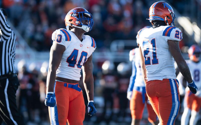 East 51���� vs. Washington (Ill.)