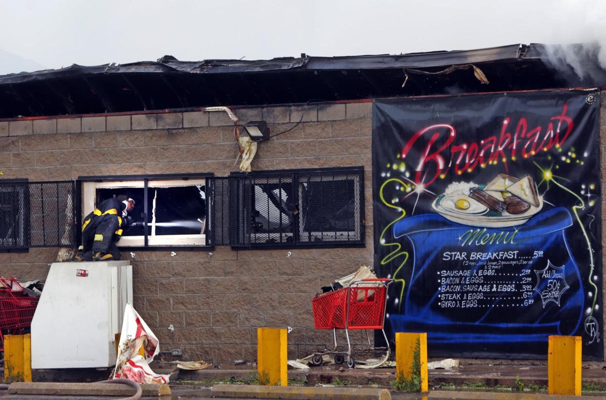 East St. Louis convenience store goes up in flames | Law and order | nrd.kbic-nsn.gov