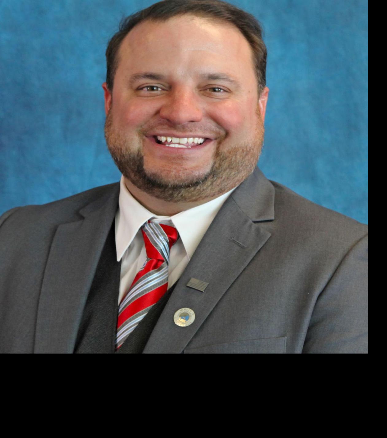 Maryland Heights councilman charged with third DWI after hitting two parked cars, police say