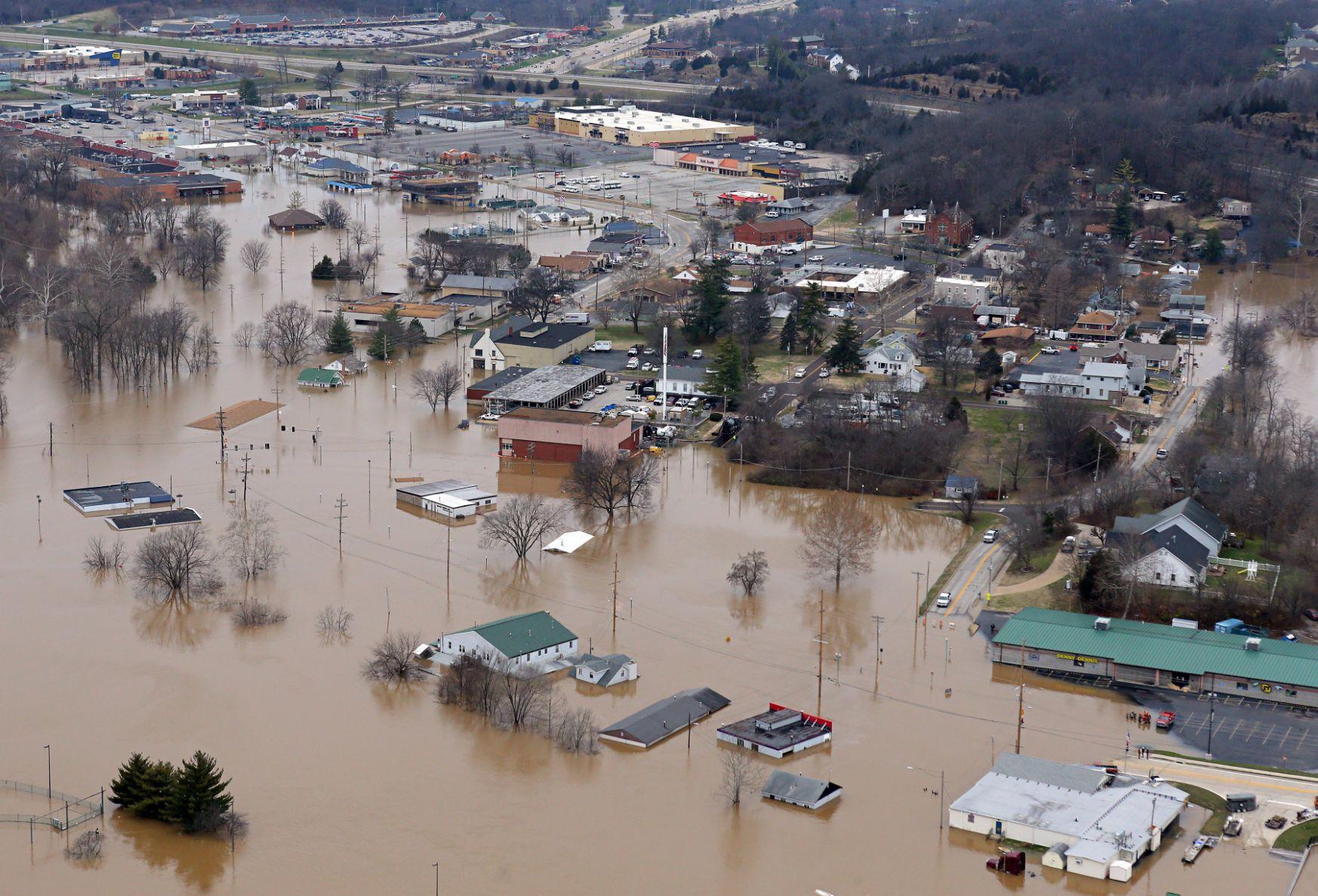 Aerial photos of historic flooding on Meramec River