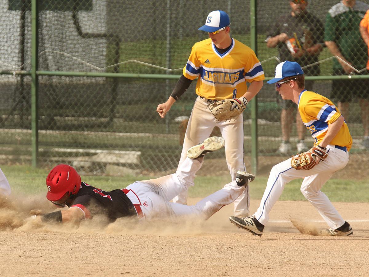 Elwood's home run fuels late comeback as Fox rallies to knock out ...
