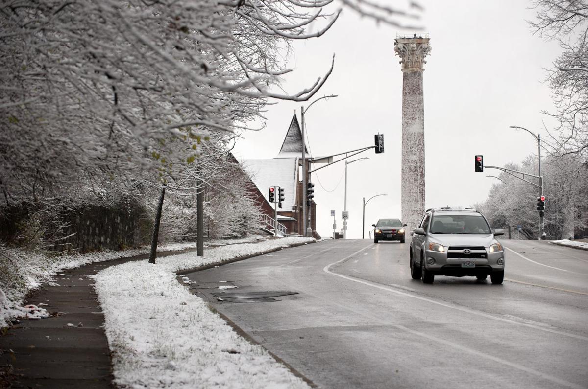 St. Louis awakes to first measurable snow of this winter Metro