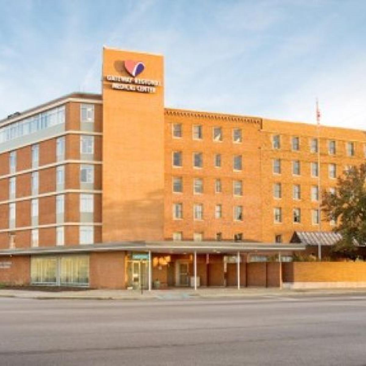 Gateway Regional Medical Center Celebrates 10 Years Under Current Ownership Local Illinois News Stltoday Com