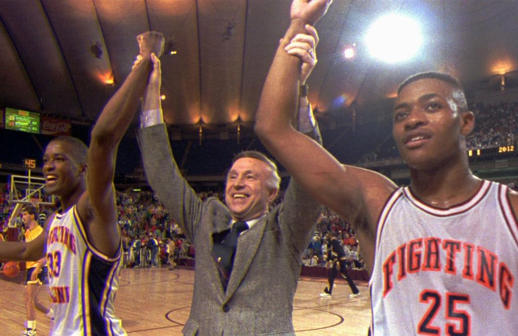 Lou Henson Winningest Coach In Illinois Basketball History Dies