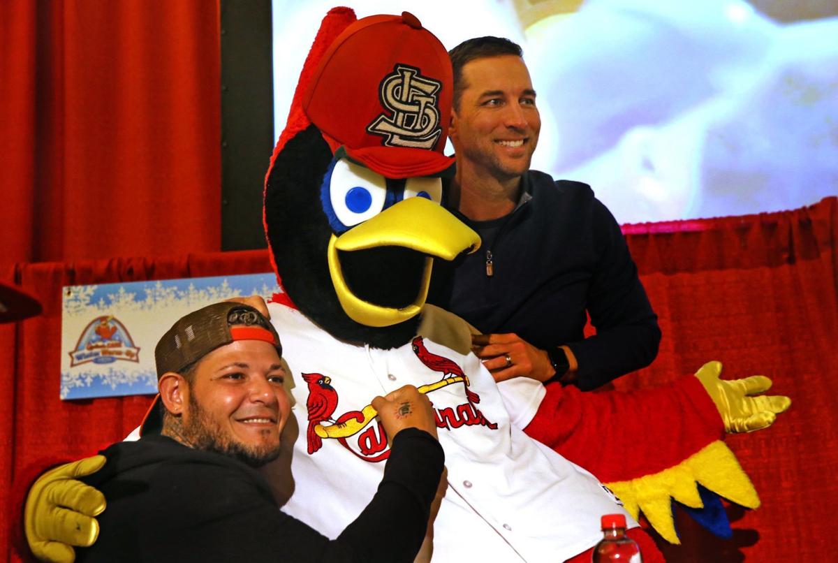 Fans throng Cardinals Winter Warm-Up in search of the 'full Yadi