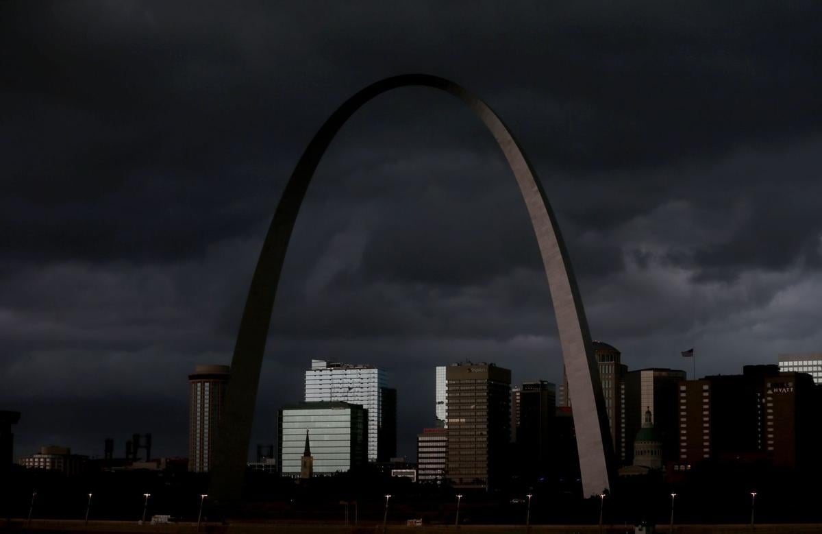 Strong winds headed for St. Louis | Metro | www.bagssaleusa.com/product-category/shoes/