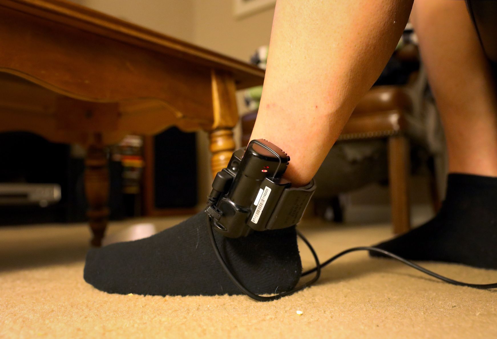 GPS/RF Tracking One-Piece Ankle Bracelet | ERA monitoring systems.