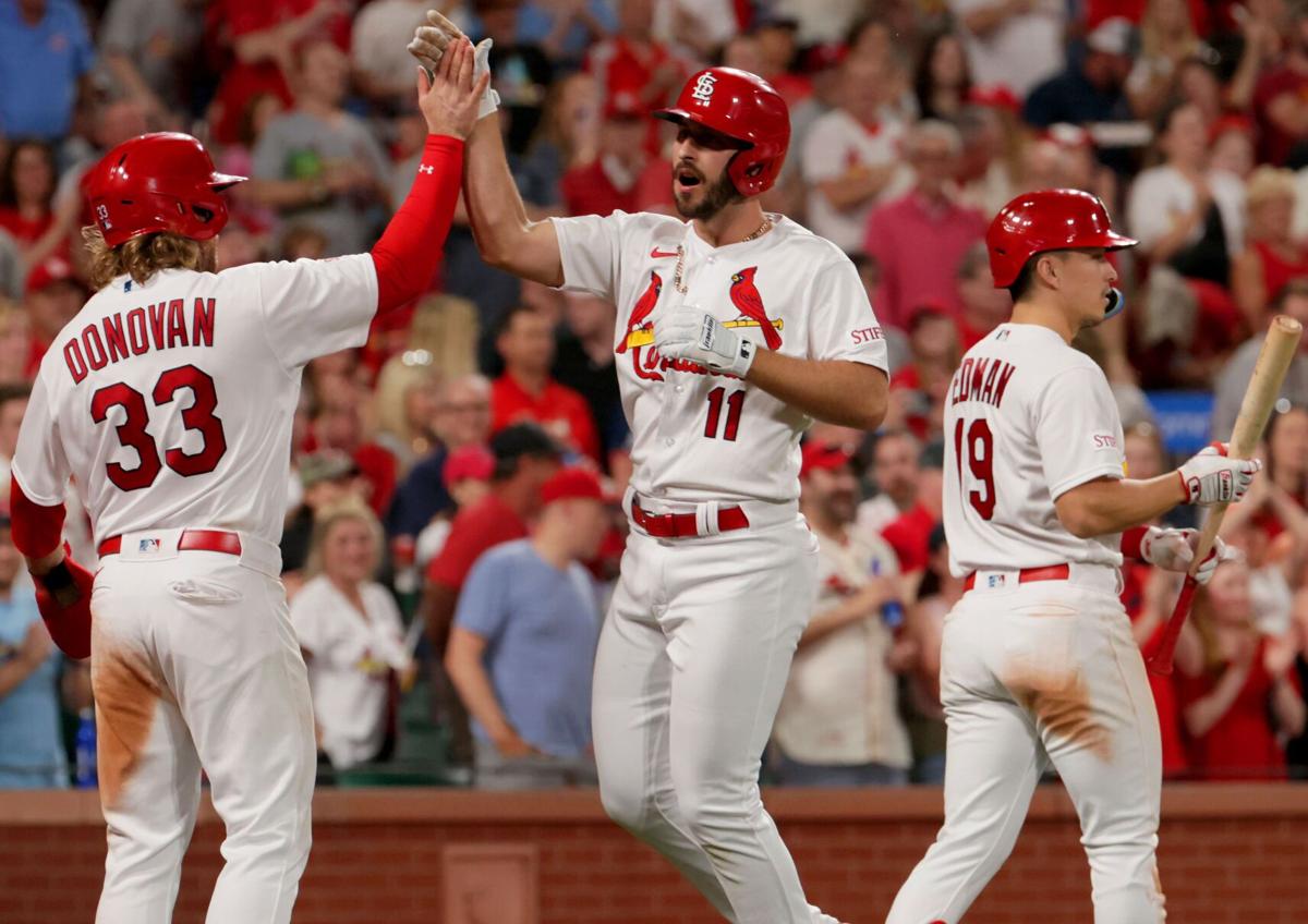 Hochman: The art of 'not hitting.' Cardinals' Lars Nootbaar walks