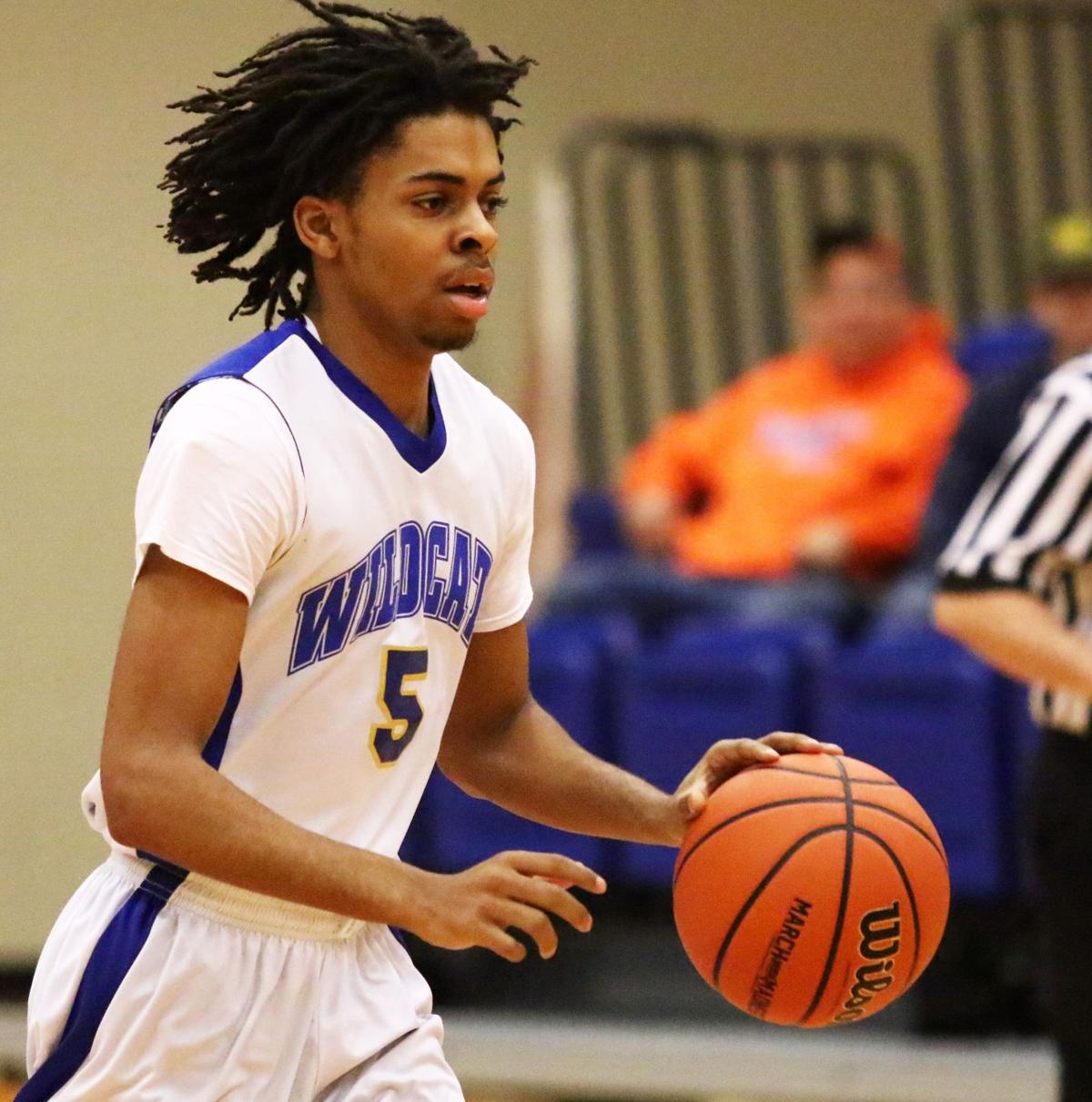Lovejoy Overcomes Foul Trouble To Top Valmeyer In Regional