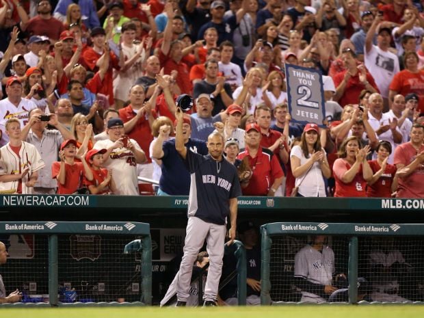 Crowd for Cardinals win over Yankees Saturday sets all-time