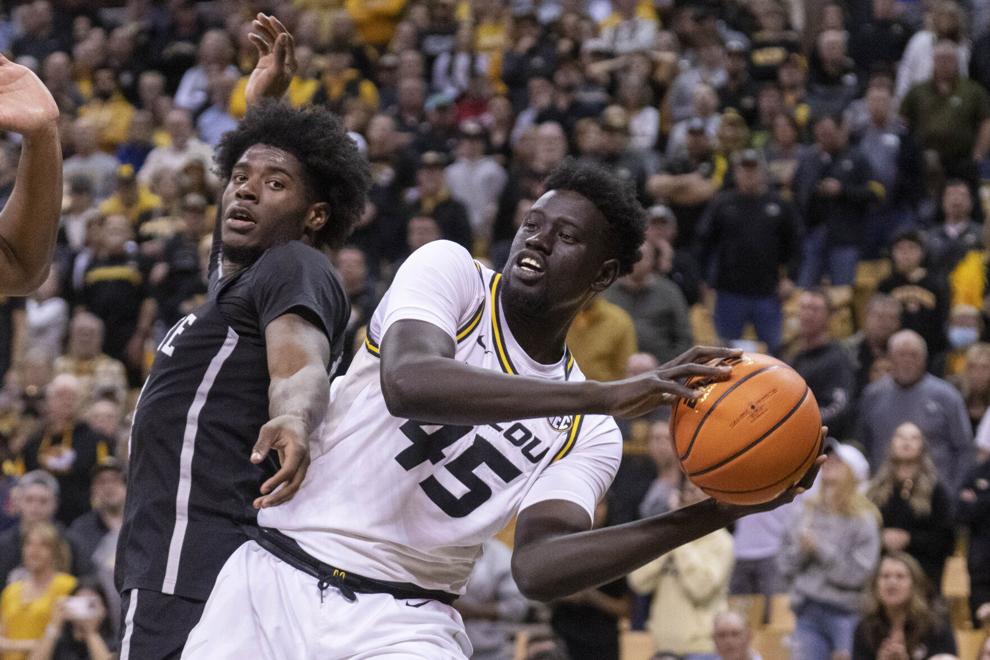 Will Mizzou men need to make roster room by losing more players to the