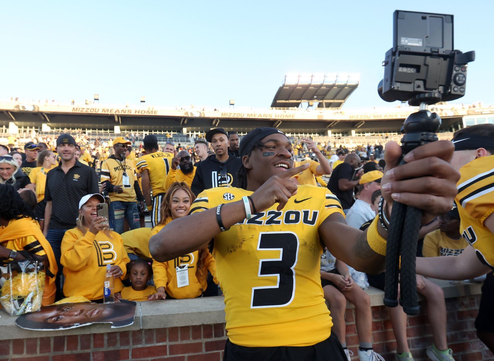 No 16 Mizzou Soars Into Its Bye Week With Impressive Homecoming Win   653475991ac7b.preview 