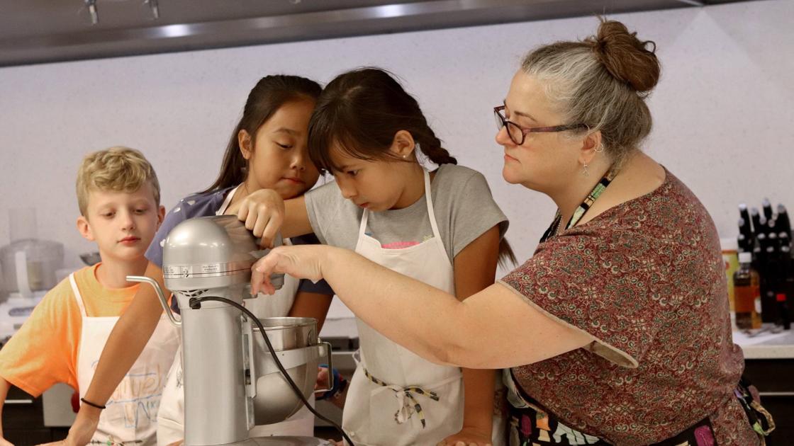 Kids In The Kitchen Culinary Camps Inspired By Competitive Cooking Shows Parenting Stltoday Com Kids In The Kitchen Culinary Camps Inspired By Competitive Cooking Shows Parenting Stltoday Com
