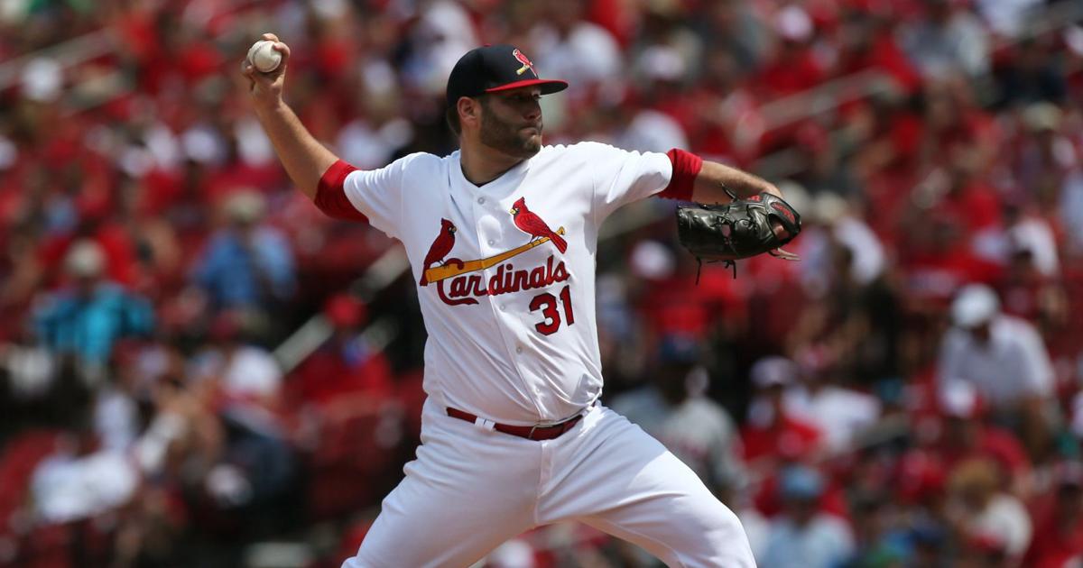 Cardinals take first step in rotation rebuild by signing Lance Lynn ...