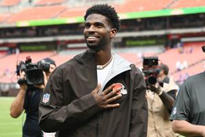 FOOTBALL-NFL-CLE-BUF/