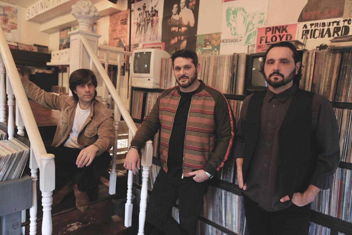 ѿý based band the Pernikoff Brothers