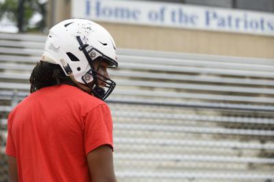 No. 29: Mali Walton, Parkway South, LB