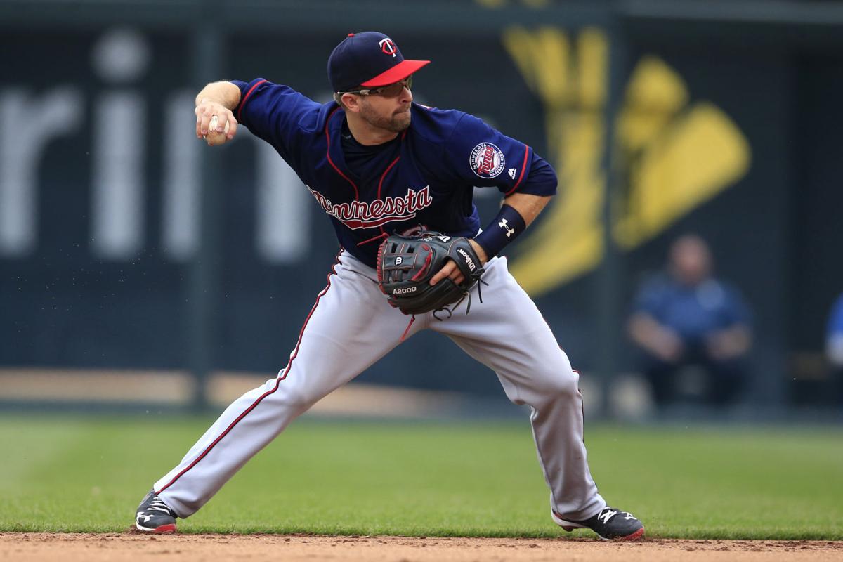 Twins Extend Brian Dozier - MLB Trade Rumors