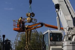 Statue constructed at Rung for Women