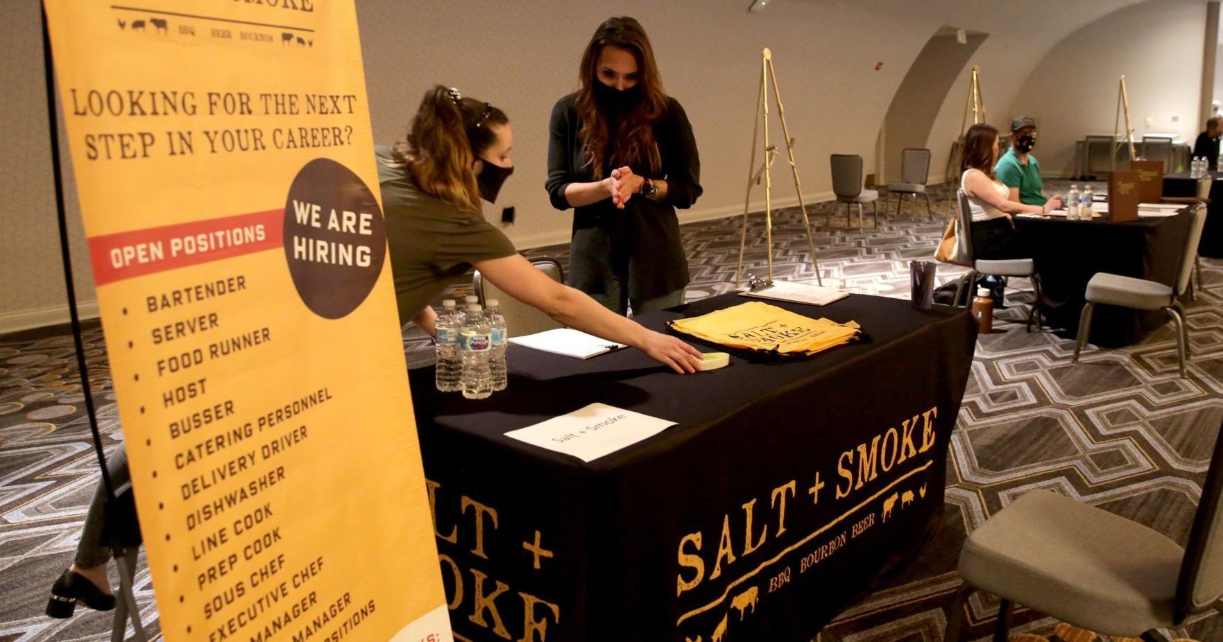 St. Louis loves its restaurants, but how does it find its restaurant workers? - Vimarsana News