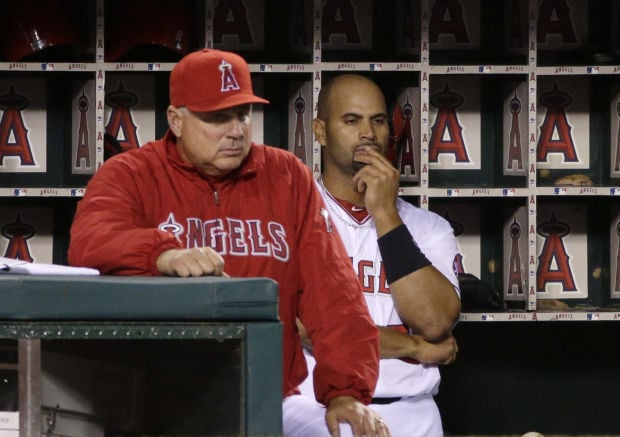 MLB notebook: Angels' Scioscia reportedly will step down after season