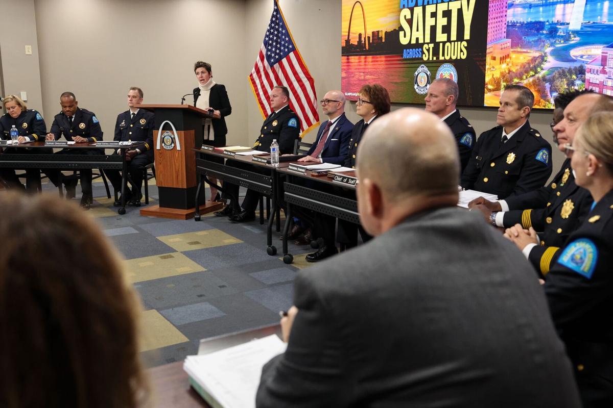 St. Louis public safety officials tout 2025 drop in violent crime