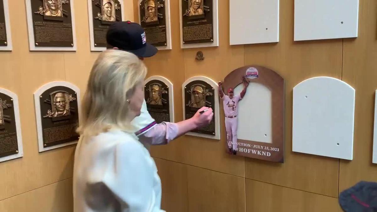 The story behind making the plaques at the National Baseball Hall