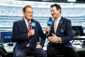 Status of CBS' Tony Romo, ignored on NFL's opening weekend, remains ominous: Media Views