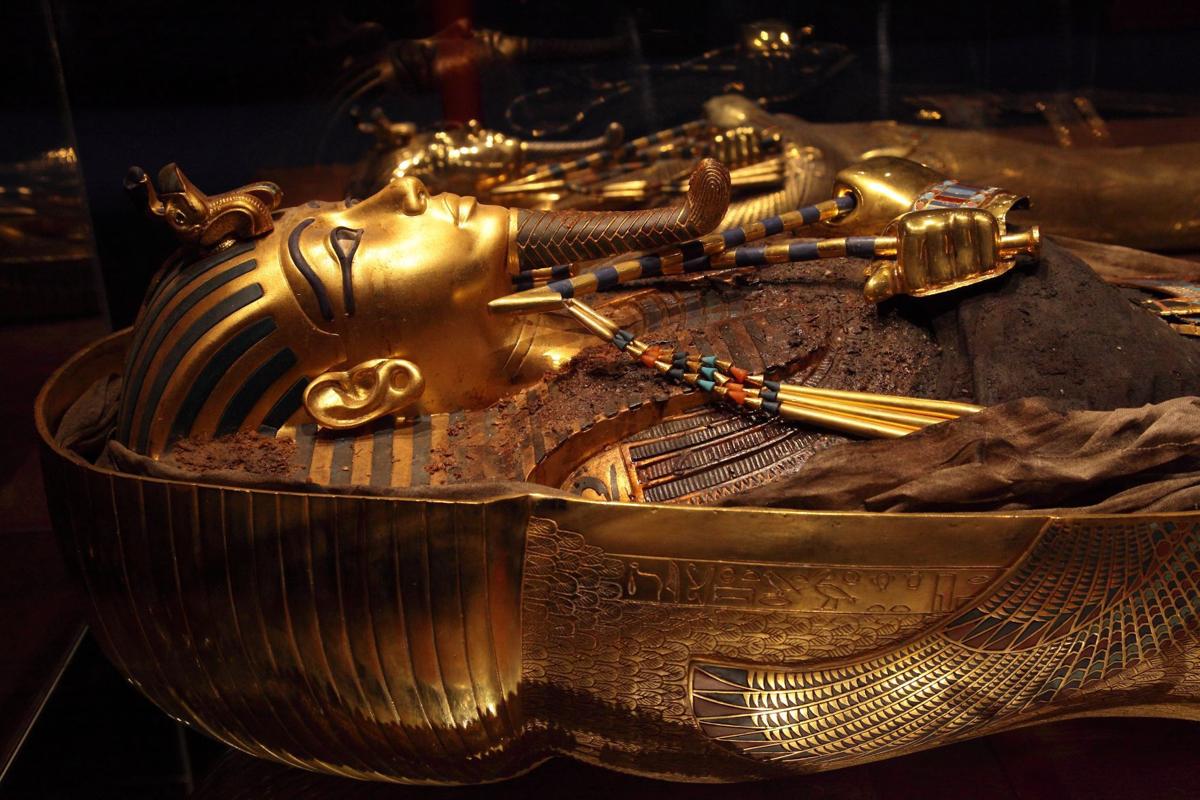 St. Louis Science Center exhibition gives a peek inside King Tut's tomb