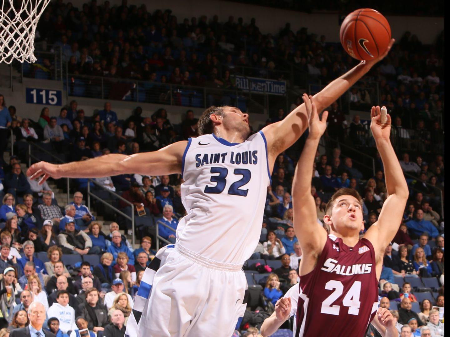 Slu S Kids Find A Way To Beat Salukis Slu Billikens Stltoday Com