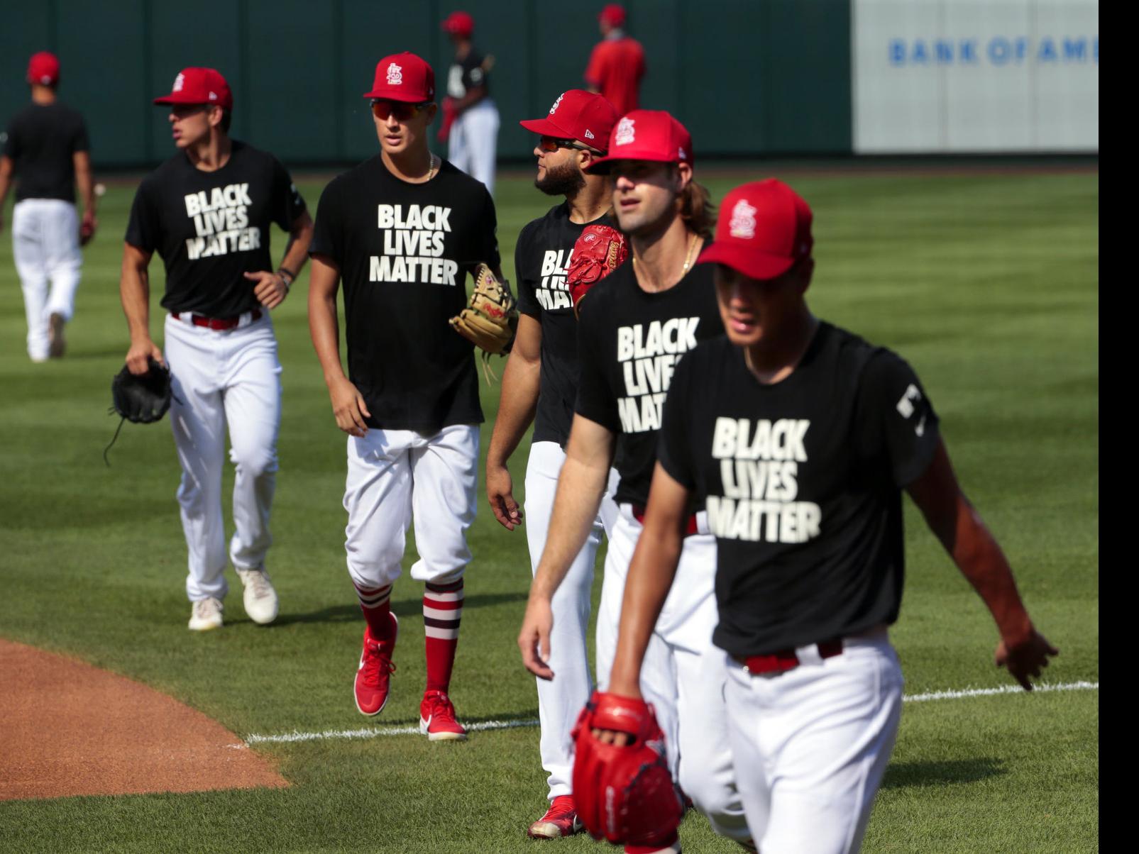 Hochman With Compassion And Grace Wainwright Showed Why Cardinals Wore Black Lives Matter Shirts Benjamin Hochman Stltoday Com