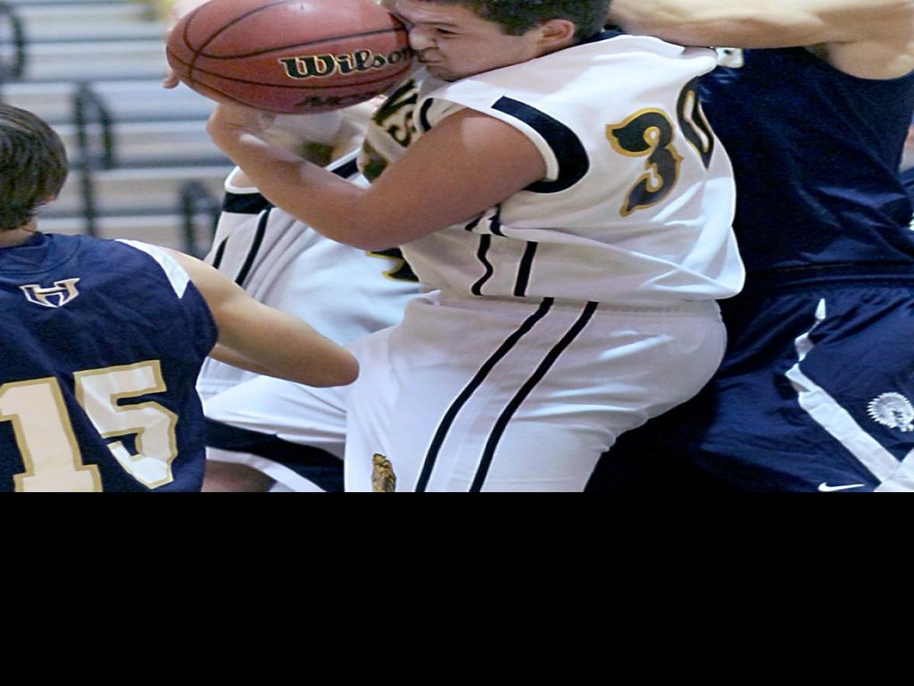 Holt Hangs On For Dear Life To Defeat Zumwalt East Boys
