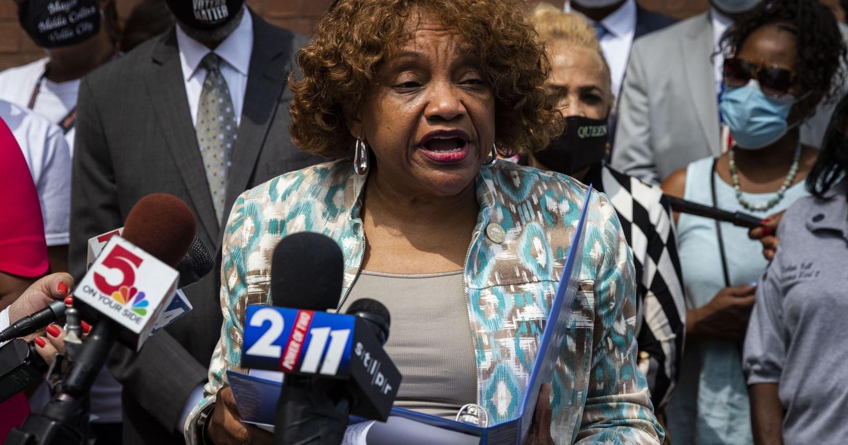 St. Louis County councilwoman backs Lucas Kunce in U.S. Senate race - Vimarsana News
