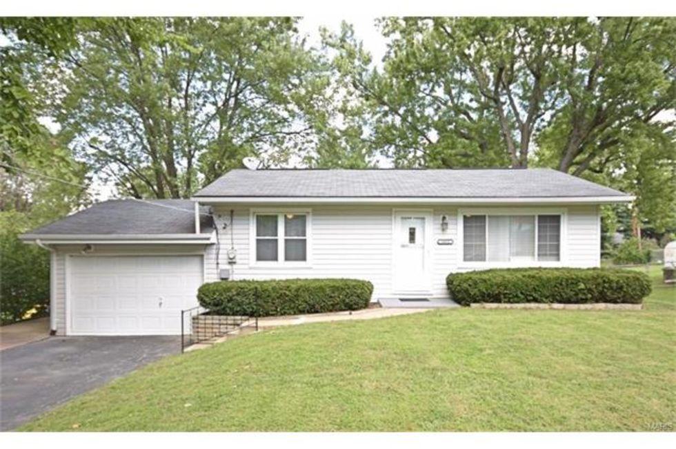 2 Bedroom Home in Arnold 128,900 Home & Garden