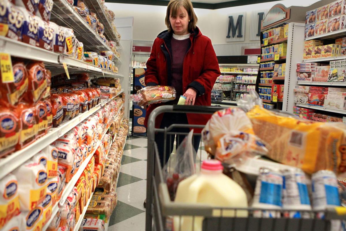 Eggs, milk, bread — grocery stores staff up and fill shelves as St. Louis braces for ice storm ...