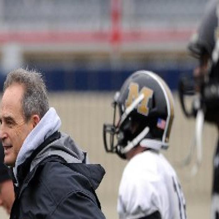 Earlier Pinkel Expects Backlash As M Comes Off Helmets Mizzou