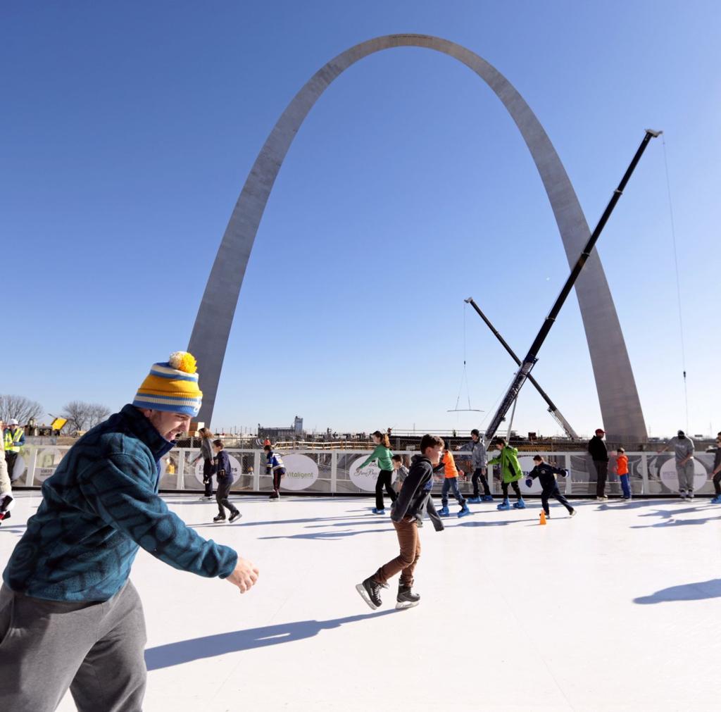 Your Guide To Having Fun Downtown At The Nhl Winter Classic Hot