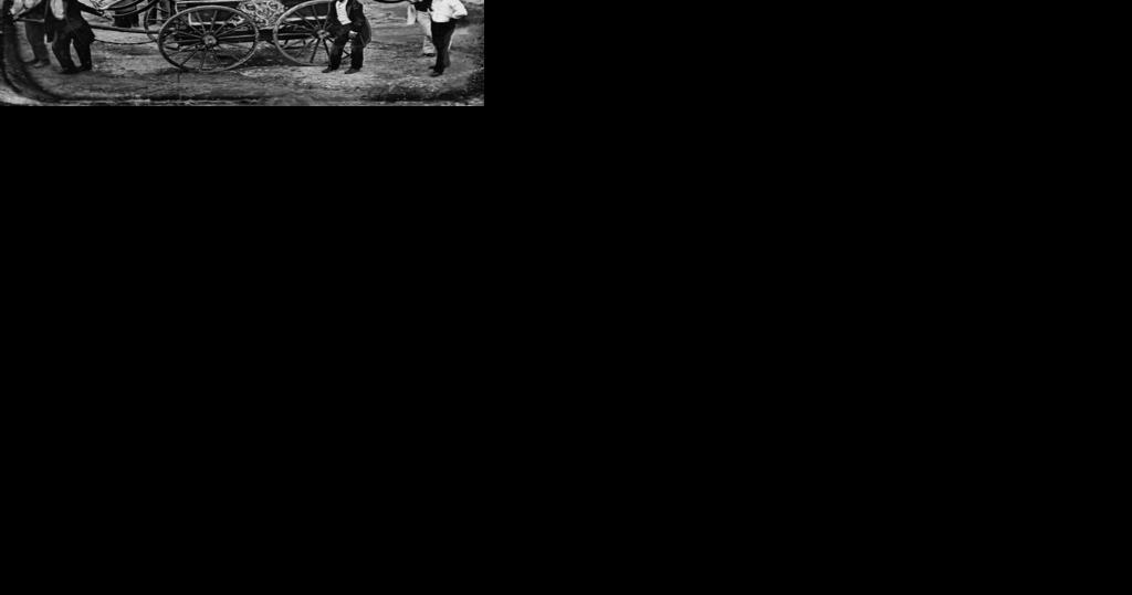 A Look Back  St Louis forms its fire department takes on volunteer units