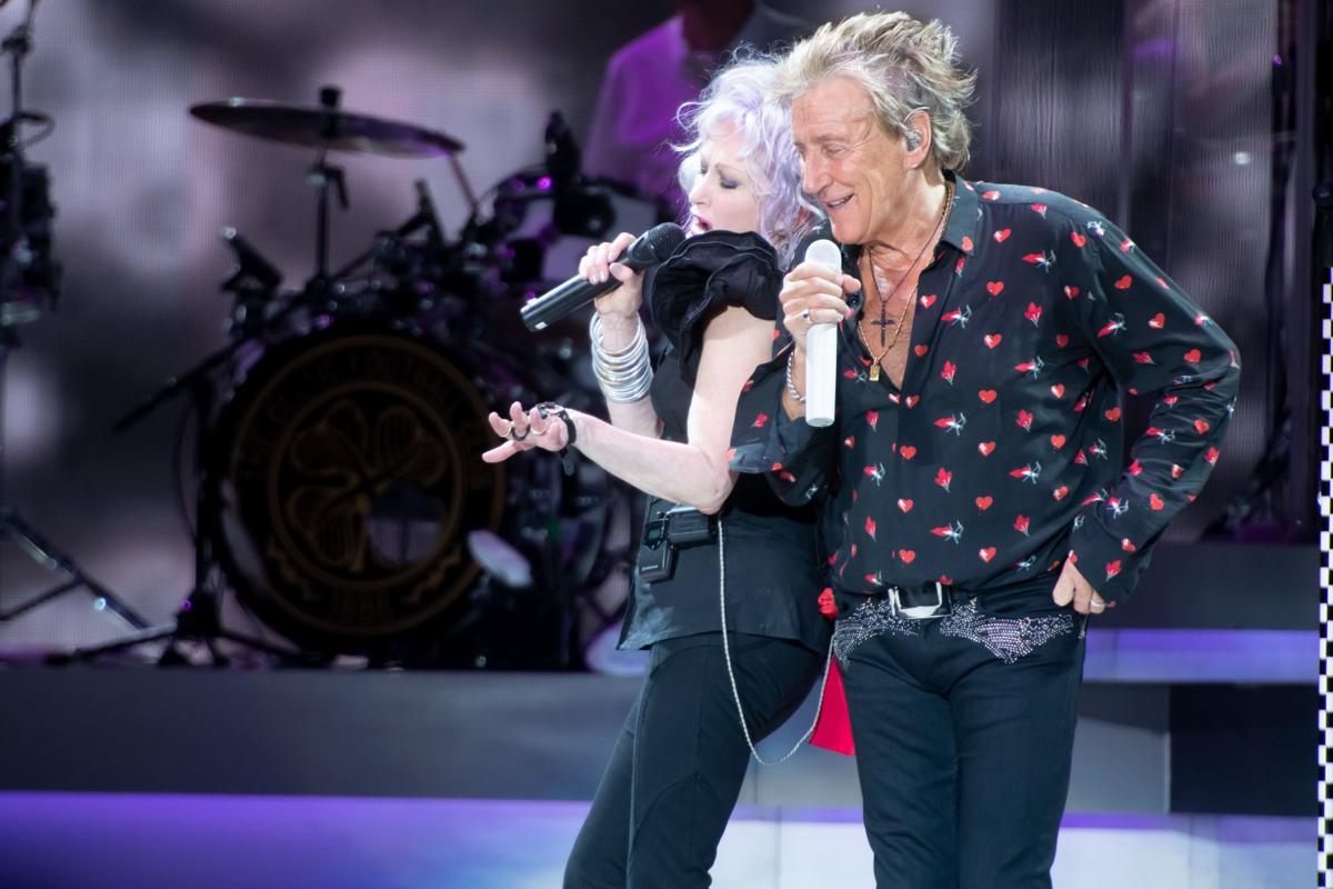 Rod Stewart, Cyndi Lauper team up for a flashy, energetic evening of hits