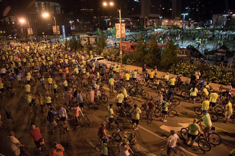 Moonlight Ramble nighttime bike ride to return to St. Louis streets Aug. 21