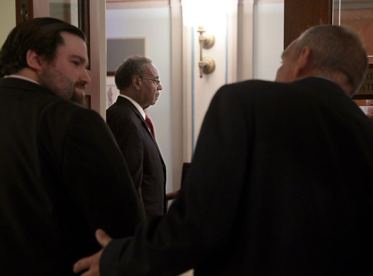 Missouri Senate continues debating rules, redistricting in special session