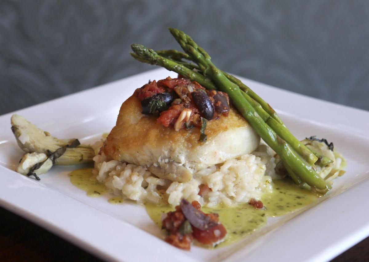 Lascelles Menu Doesn T Feel At Home In Any Of Its Concepts Restaurant Reviews Stltoday Com
