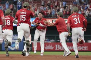 Cardinals host Royals