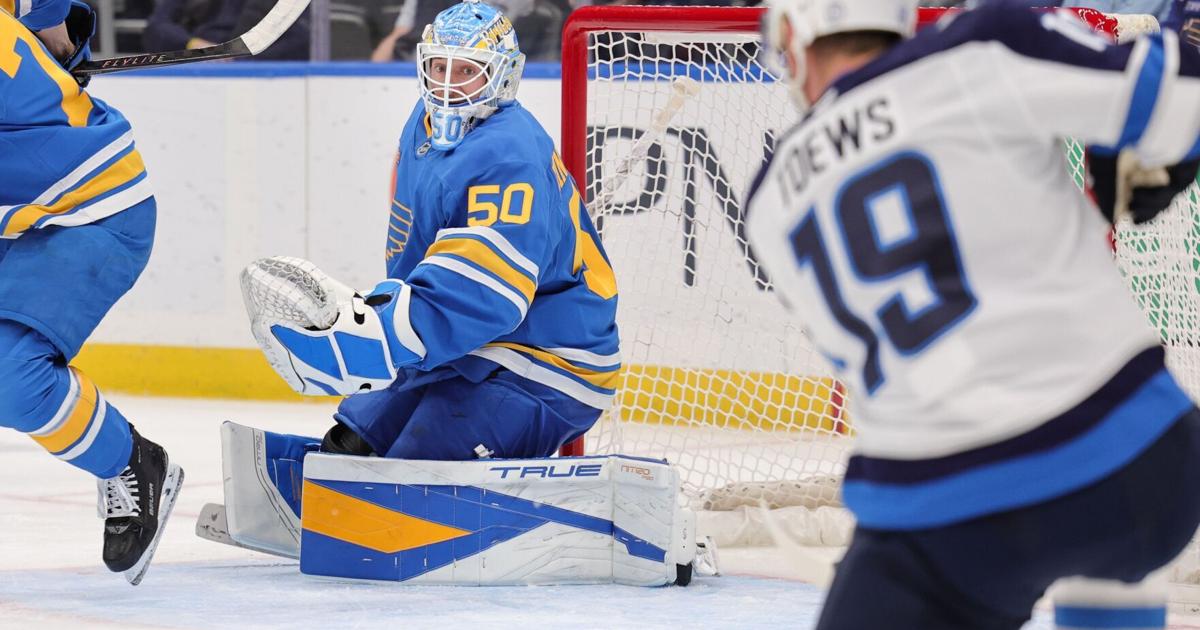 With 3-2 loss to Jets, Blues fade further toward offseason
