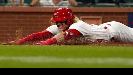 Watch now: Bader nearly runs down Yadi on inside-the-park homer