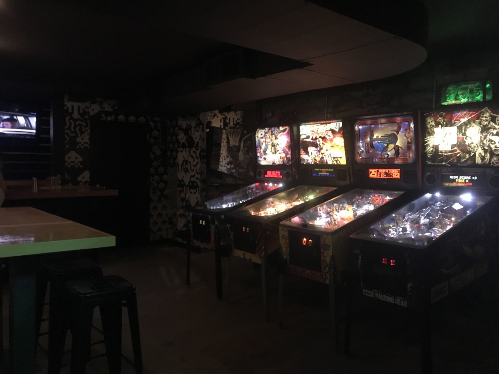pinball arcade bar