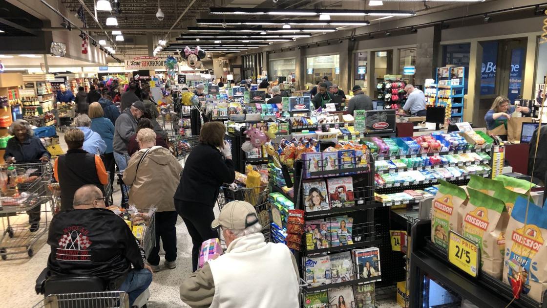 Grocery Workers At Largest St Louis Area Stores Get Coronavirus Related Bonuses Local Business Stltoday Com