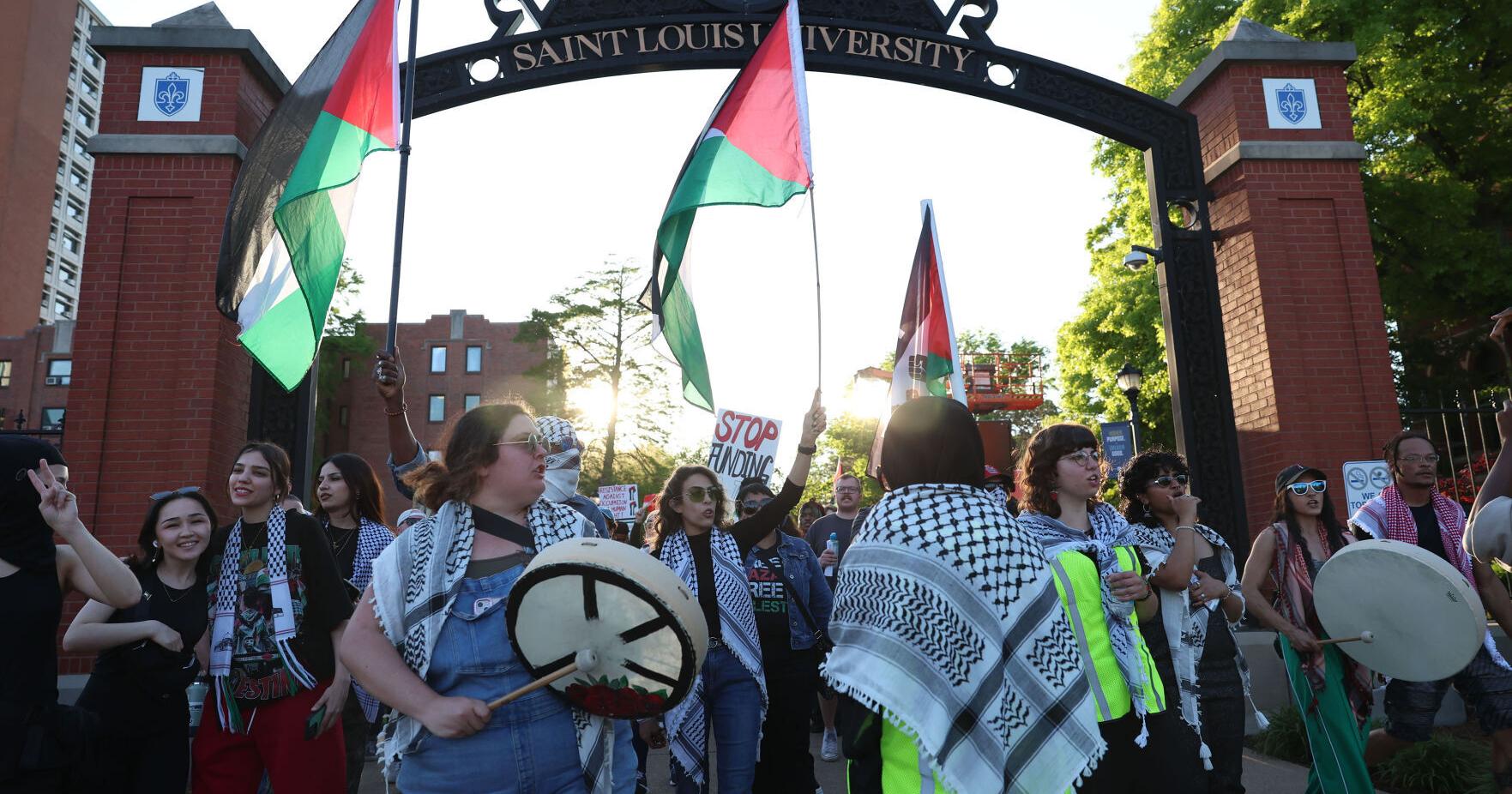 Hundreds gather at St. Louis University to protest Gaza war - Vimarsana News